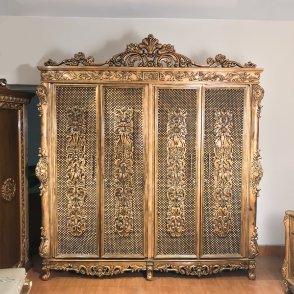Almira, Wooden almira