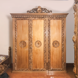 Wooden Almira